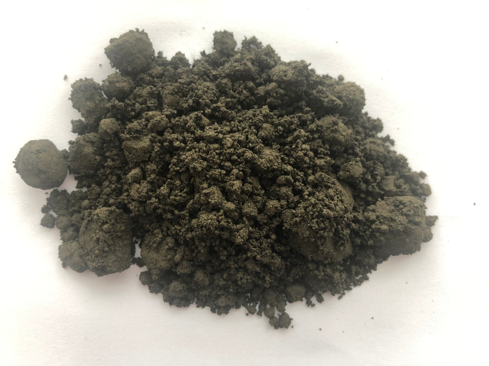 銅精礦，細小粉末狀，銅品位20-30%